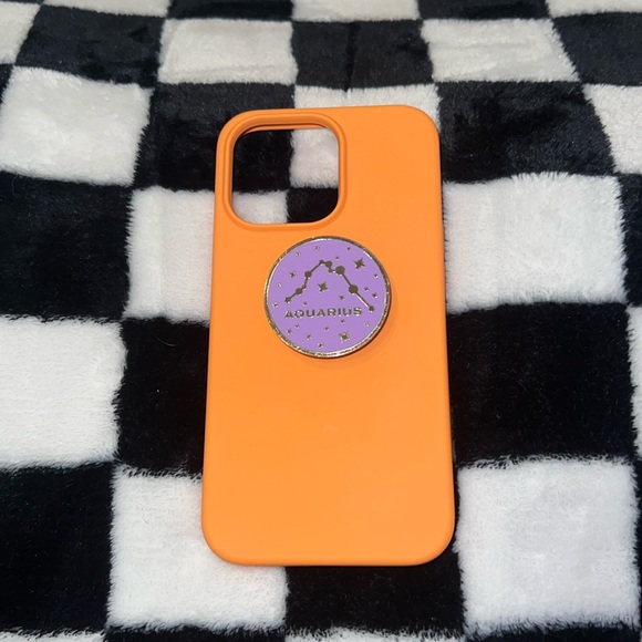Amazon Other - iPhone 13 Pro case with pop socket grip